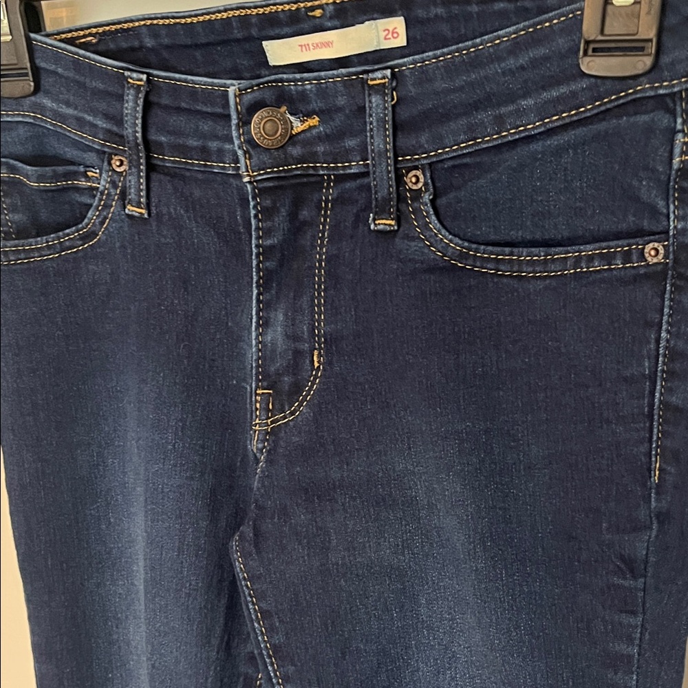 Sold!! Women's Levi’s 711 skinny Dark Blue Jeans - Picture 6 of 7